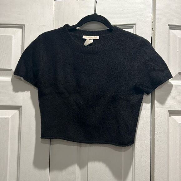 pookie & sebastian Sweaters - Pookie & Sebastian Black Cropped Short Sleeve Sweater,  size Medium